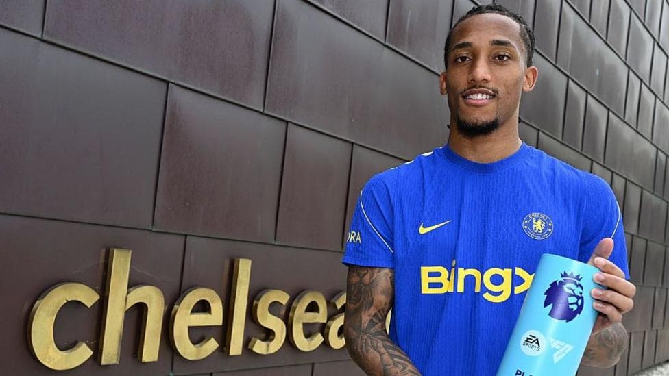 Alonso Likens Rising Star Joao Pedro to Benzema, Haaland in Ability